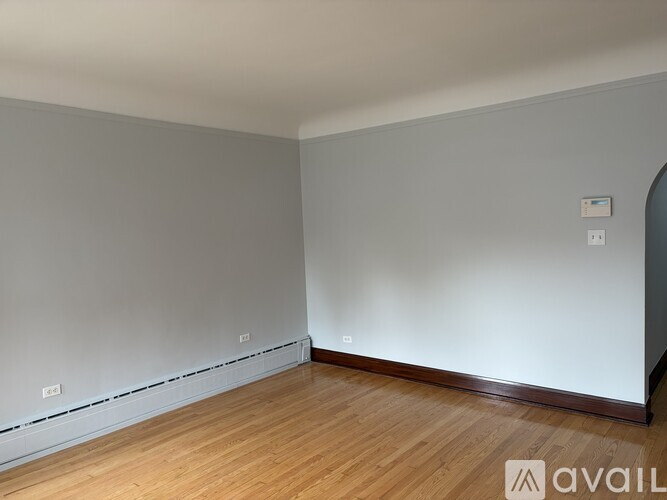 1835 Home Ave 2 Beds Apartment for Rent - Photo gallery 3