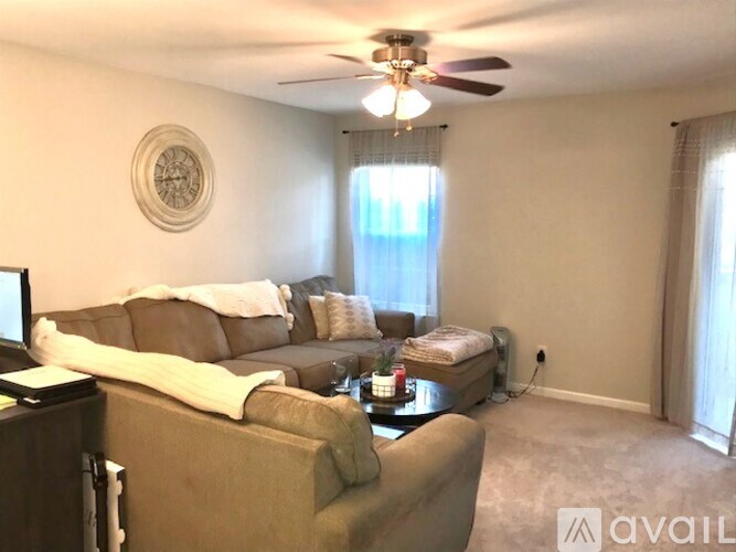 3307 Wyndham Circle 1 Condo for Rent - Photo gallery 4