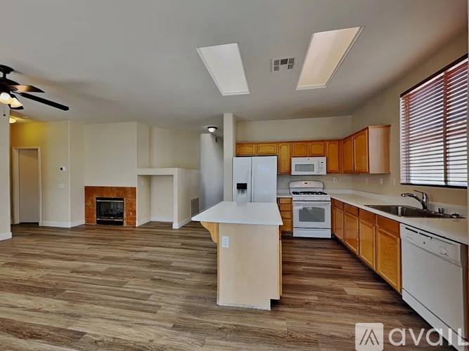 8069 Sweet Clover Ct 4 Beds Single Family Home for Rent - Photo gallery 3