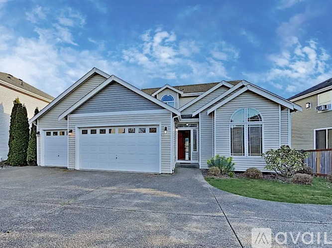 20624 74th Ave E 4 Beds Single Family Home for Rent - Photo gallery 1