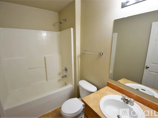 20624 74th Ave E 4 Beds Single Family Home for Rent - Photo gallery 5