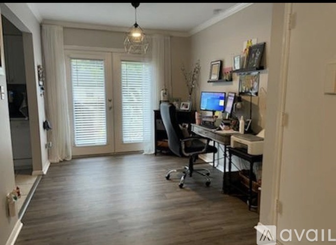 N Meridian St 2 Beds Apartment for Rent - Photo gallery 2