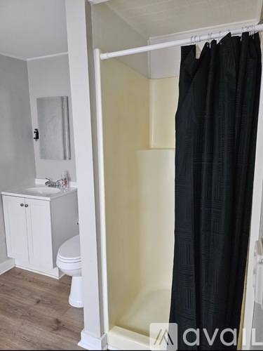 613 Poplar Street 1 Apartment for Rent - Photo gallery 2