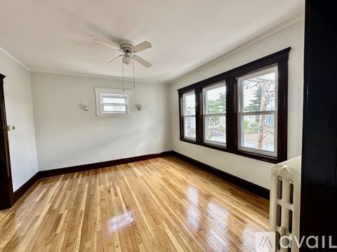 52 Alaric St 2 Beds Apartment for Rent