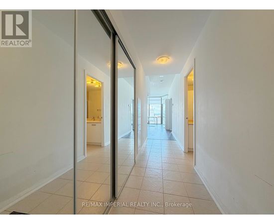 1802 - 832 BAY STREET 2 Beds Apartment, Condo, Home for Rent - Photo gallery 1