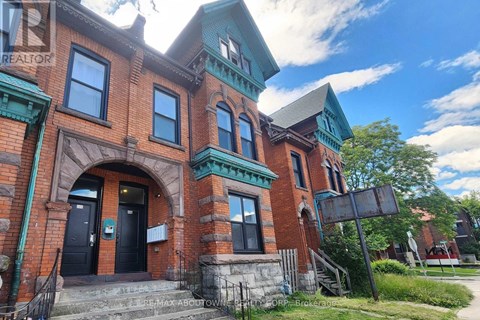 1A - 498 MAIN STREET E 1 Apartment for Rent