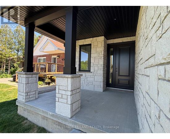 UPPER - 406 FOREST LAWN AVENUE 3 Beds Home, Multifamily, Duplex for Rent - Photo gallery 3