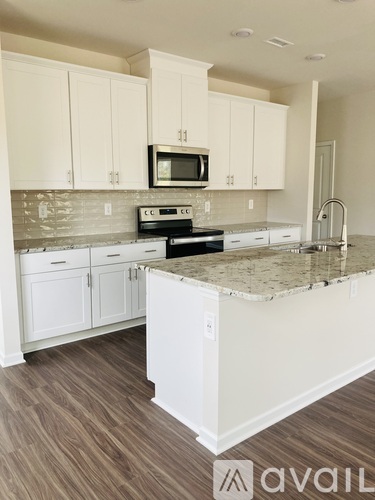 1052 S Fieldhaven Dr 3 Beds Single Family Home for Rent - Photo gallery 4
