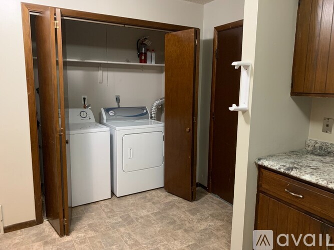 2230 Davis Street 2 Beds Single Family Home for Rent - Photo gallery 5