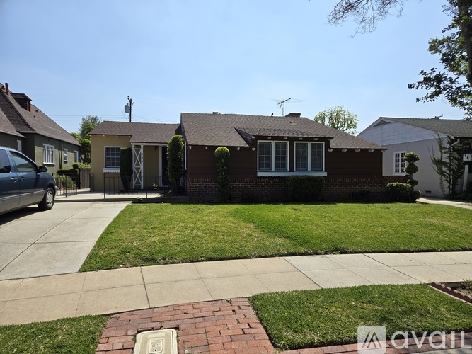 444 Gerona Avenue 3 Beds Single Family Home for Rent - Photo gallery 1
