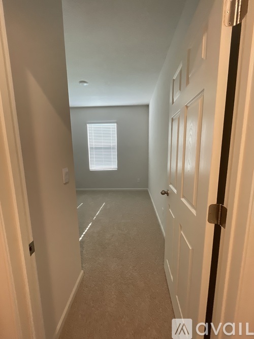 9505 Silver Sands Lane 4 Beds Single Family Home for Rent - Photo gallery 2