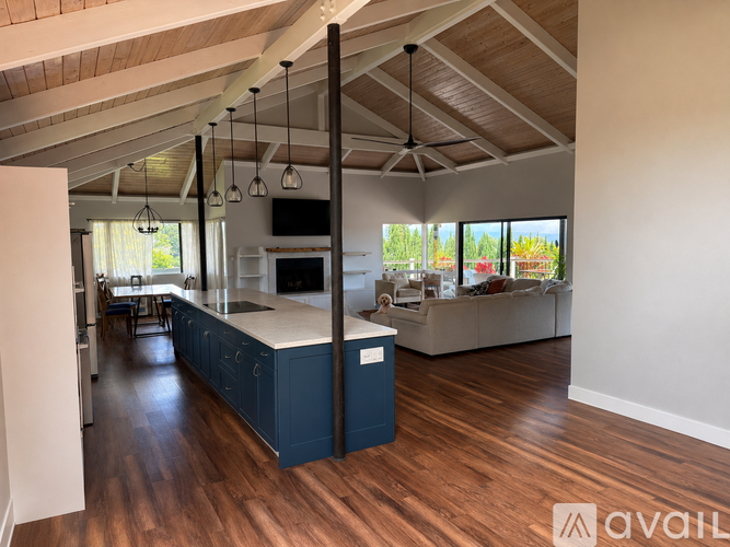 670 Hoene Street 4 Beds Single Family Home for Rent - Photo gallery 2