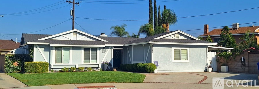 27200 Lancebrook Dr 4 Beds Single Family Home for Rent - Photo gallery 1
