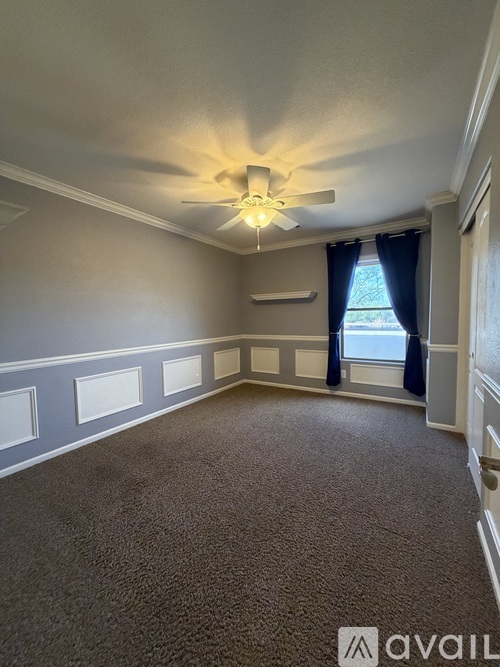 2504 West Hedgehog Place 4 Beds Single Family Home for Rent - Photo gallery 2