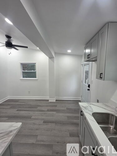 1030 Burgundy Street Studio Apartment for Rent