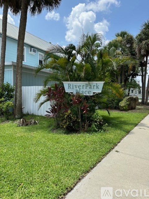 408 S Riverside Dr 2 Beds Apartment for Rent