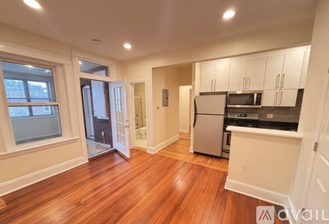 191 Winthrop Rd 3 Beds Apartment for Rent