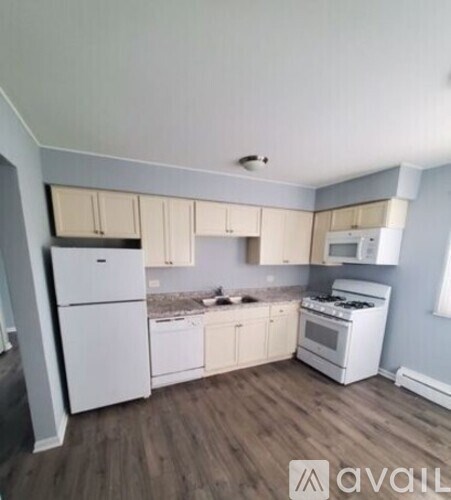 1034 E Division St 2 Beds Apartment for Rent