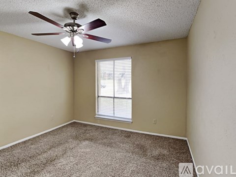 426 Newcastle Dr 3 Beds Apartment for Rent