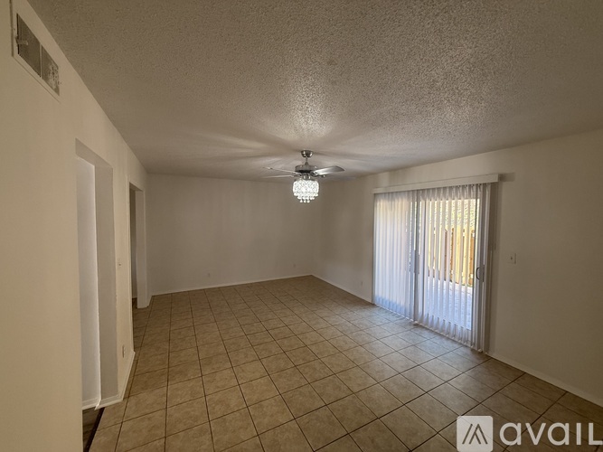 2235 Shadow Valley Road 3 Beds Townhouse for Rent - Photo gallery 4
