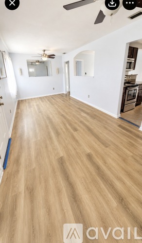 975 North Village Drive 3 Beds Single Family Home for Rent - Photo gallery 3