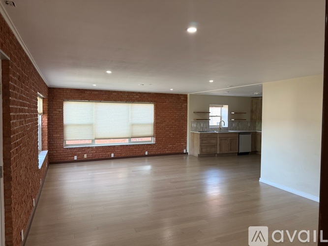 2327 Park Avenue 3 Beds Apartment for Rent - Photo gallery 3