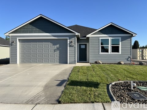 5914 Crestfields Rd. 3 Beds Apartment for Rent