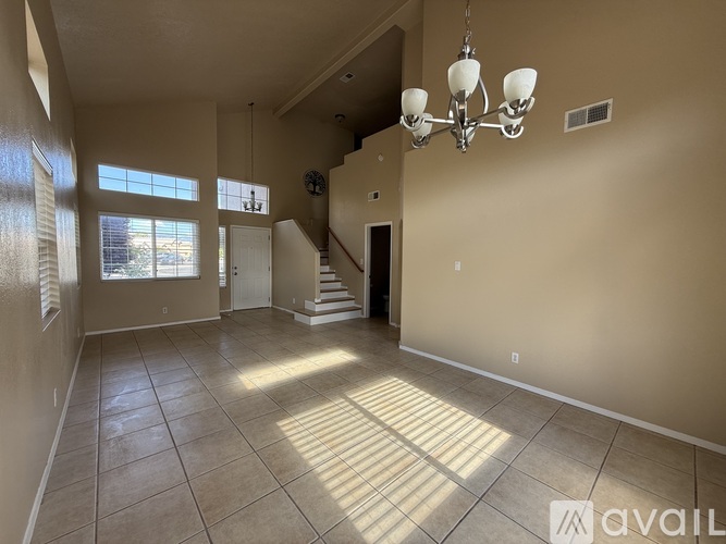4544 Loren Avenue Northwest 3 Beds Single Family Home for Rent - Photo gallery 3
