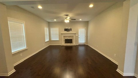 Bristol Park Pl 1319 3 Beds Apartment for Rent