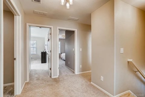2212 Shadow Creek Drive 4 Beds Apartment for Rent
