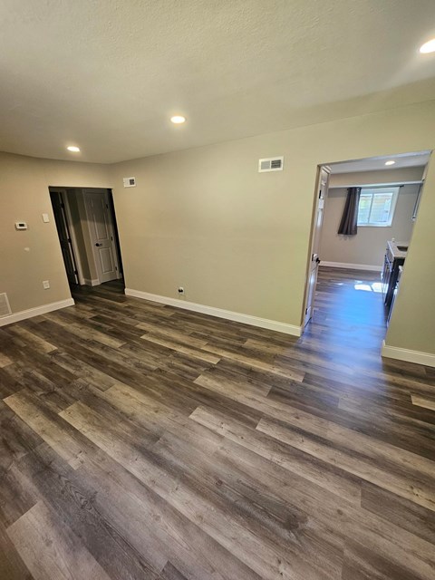 2028 BELLA CLARE DR 5 Beds Apartment for Rent