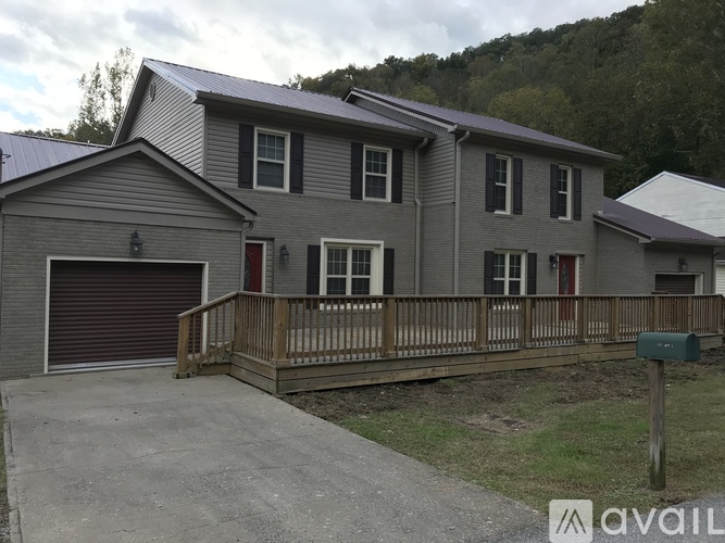 131 Richmond Hill Dr 4 Beds Apartment for Rent - Photo gallery 1