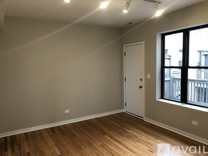 4819 N Christiana Ave 2 Beds Apartment for Rent - Photo gallery 3