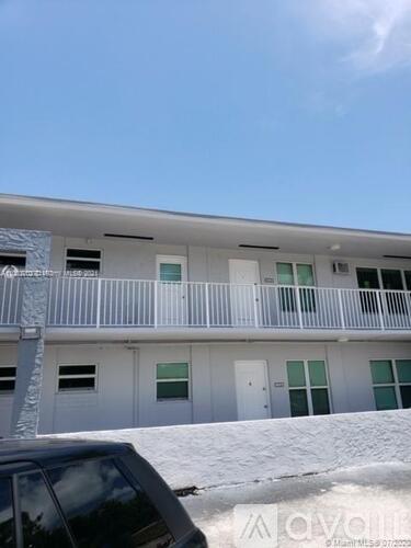 2225 Northeast 123rd Street 2 Beds Condo for Rent - Photo gallery 5