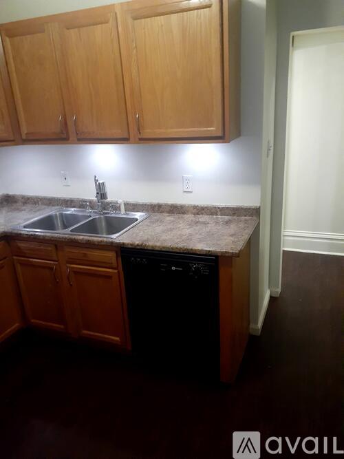 4855 Northland Ave 2 Beds Apartment for Rent - Photo gallery 2