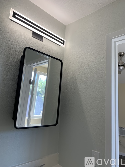 612 South Paula Drive 2 Beds Single Family Home for Rent - Photo gallery 3