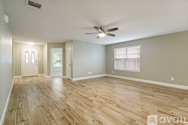 9021 Graywolf Ridge Trail 3 Beds Single Family Home for Rent - Photo gallery 2