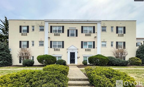 2301 Farrington Avenue 2 Beds Apartment for Rent