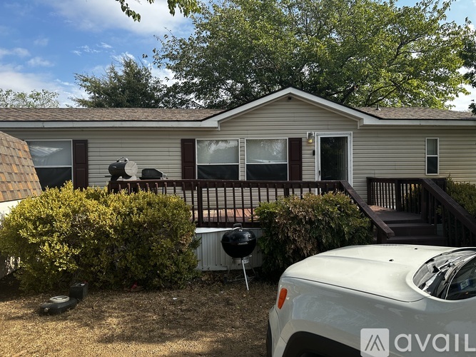 1111 Headless Horseman Road 4 Beds Single Family Home for Rent - Photo gallery 2