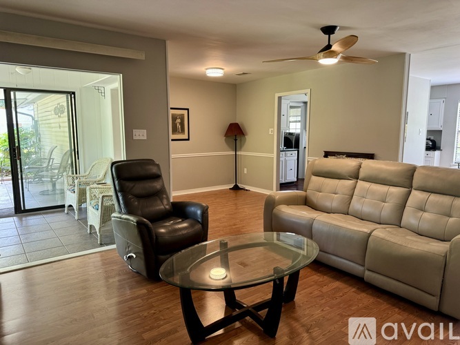 7725 Mamalu Place 2 Beds Single Family Home for Rent - Photo gallery 3