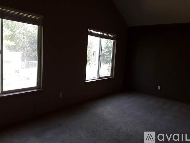 15979 Southwest Roth Drive 2 Beds Single Family Home for Rent - Photo gallery 3