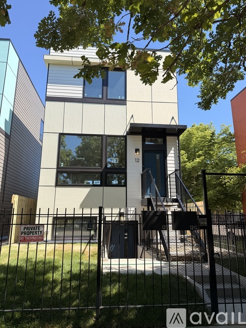 12 West 44th Street 2 Beds Apartment for Rent - Photo gallery 1
