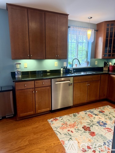 4167 South Four Mile Run Drive 1 Condo for Rent - Photo gallery 4