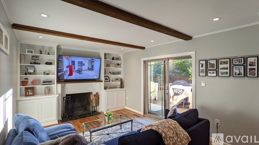8612 Yardley Drive 4 Beds Single Family Home for Rent - Photo gallery 3