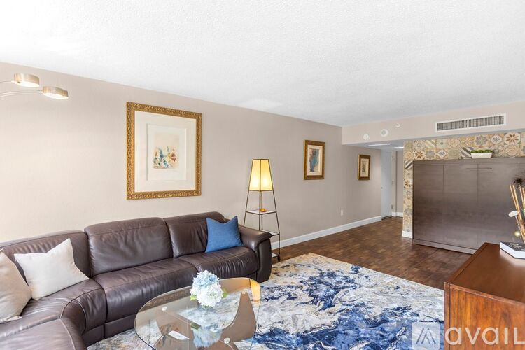 470 3rd Street South 1 Condo for Rent - Photo gallery 1