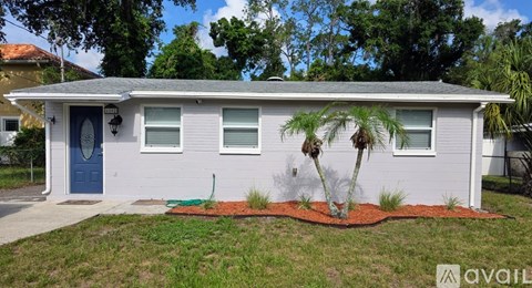6802 North Boulevard 2 Beds Apartment for Rent