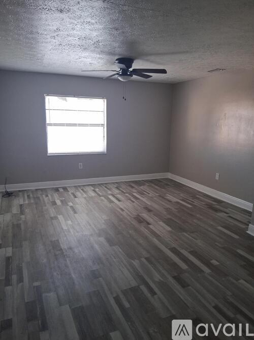 9420 North 50th Street 2 Beds Apartment for Rent - Photo gallery 2