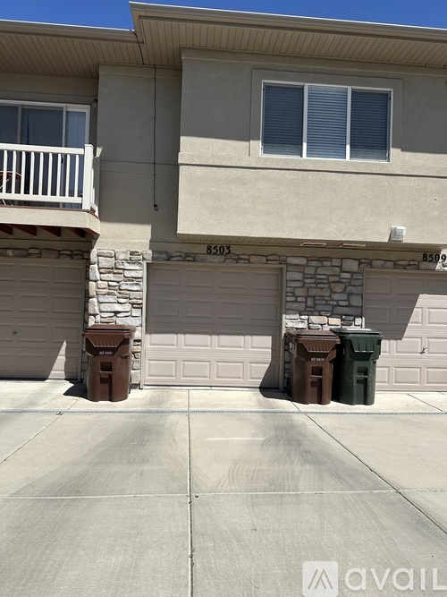 8503 Ivy Gable Drive 3 Beds Townhouse for Rent - Photo gallery 1