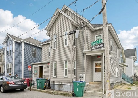 1 Rockdale Avenue 3 Beds Apartment for Rent