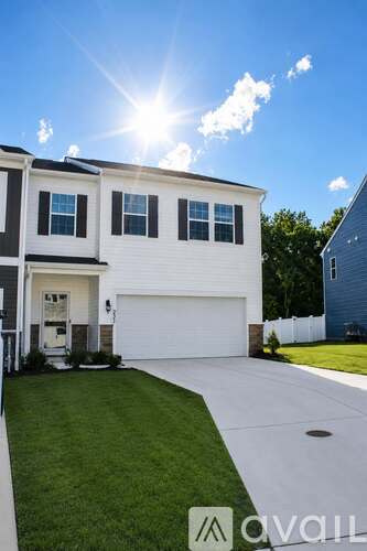233 Correri St 4 Beds Single Family Home for Rent - Photo gallery 2